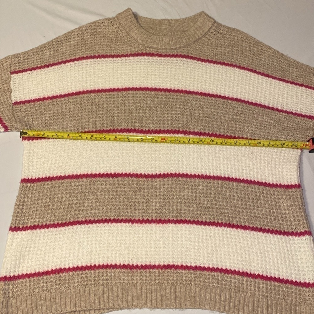 American Eagle Outfitters Women’s Oversized Striped Sweater Size Medium NWOT - Picture 8 of 8